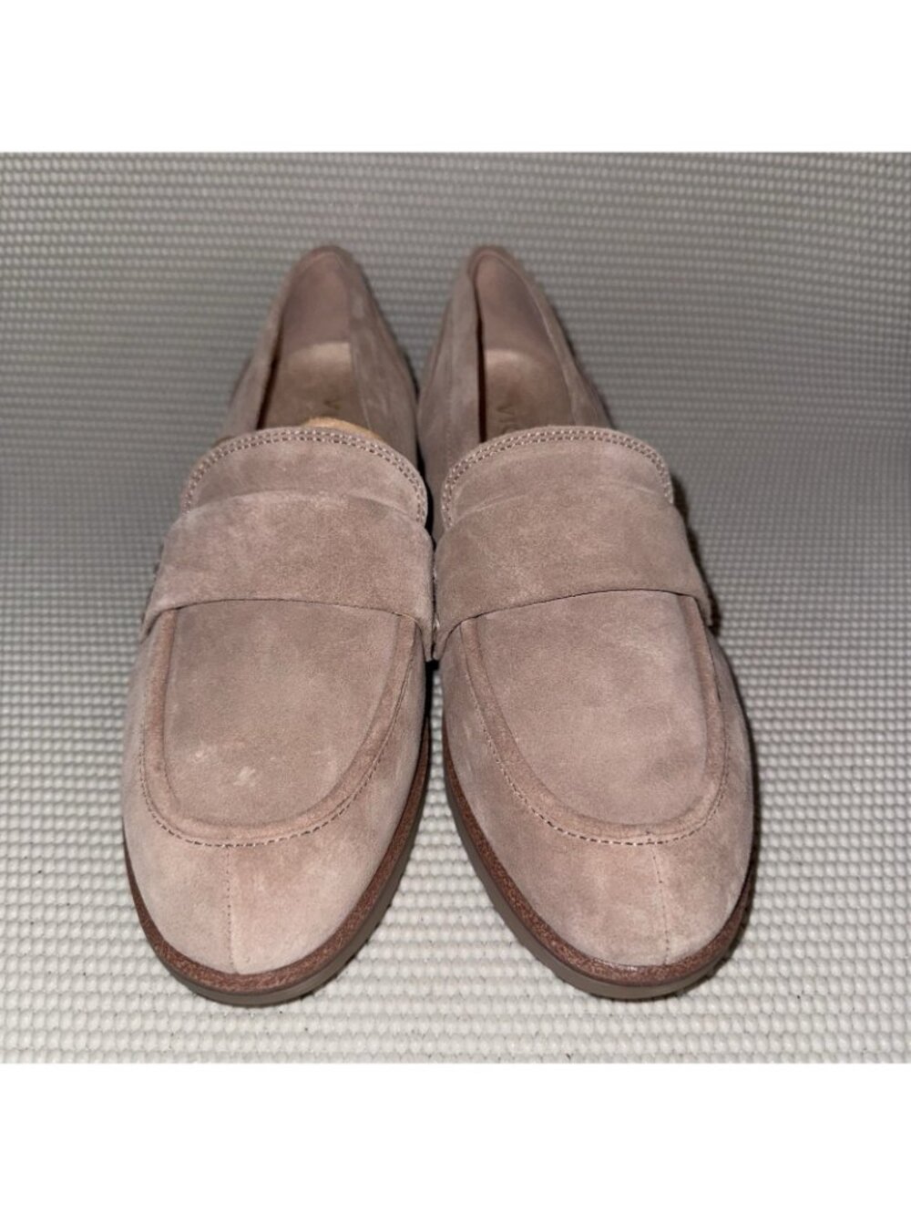 Vionic Cleo Loafer Beige Leather Buisness Comfort Casual Loafer Women’s Size 7 - Picture 2 of 9